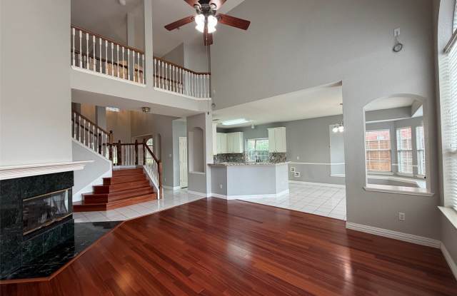 1609 Simsbury Drive Gallery 2