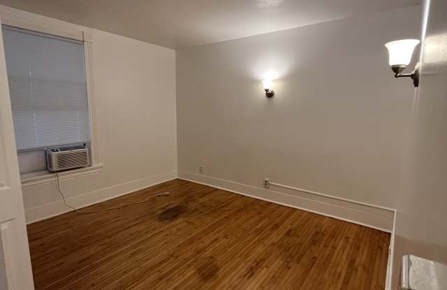 425 6th Ave Ne, - 425 6th Avenue Northeast, Minneapolis, MN 55413