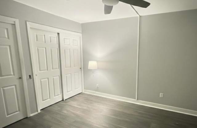 59 Oak Lane Gallery 2