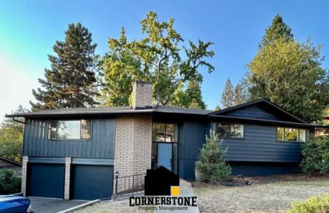 225 Coachman Drive photos photos