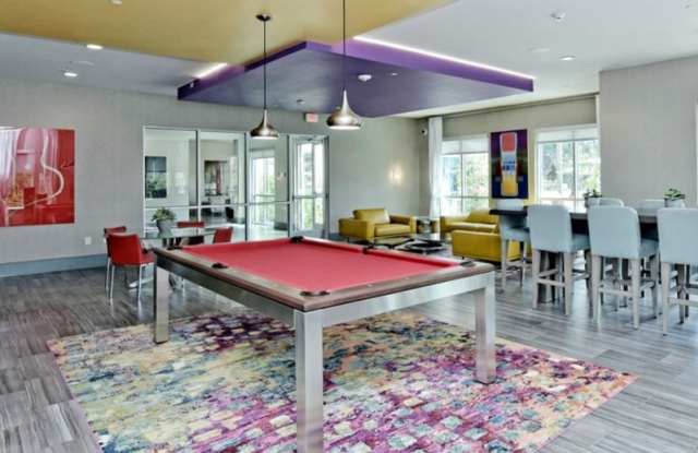 1911 Barton Springs Rd Gallery 4