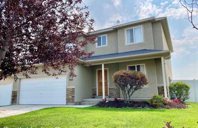 383 W Lakeview Dr. Gallery 2