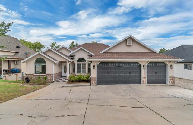 2154 E WASATCH Blvd photos photos