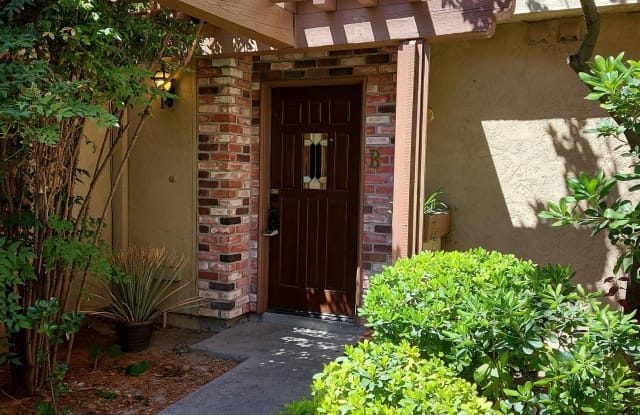 3283 Dawnflower Street #B(2) - 1 photos photos