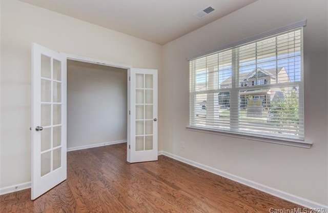 11614 Gilroy Lane Gallery 4
