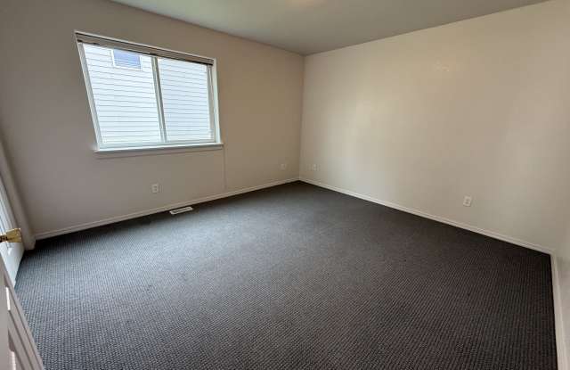 913 Cardinal Drive - B Gallery 3