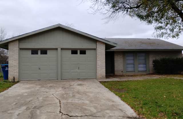 5102 Alan Bean Dr. Kirby TX 78219 photos photos