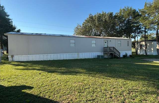 2 Bed 2 Bath in Kinston - Move in Ready Gallery 1
