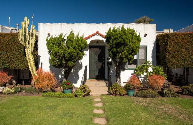 938 C Avenue photos photos