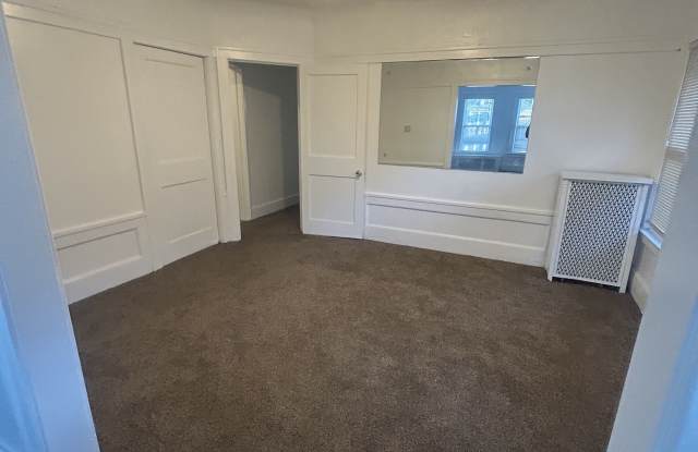 1929 Calvert Ave Gallery 3