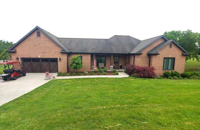 705 Constitution Drive Gallery 1