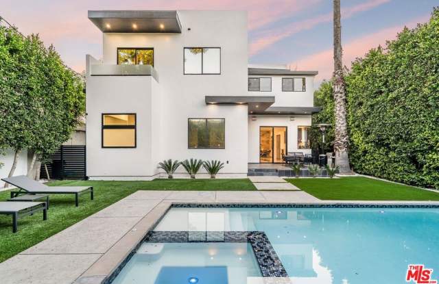 4540 Sylmar Ave photos photos