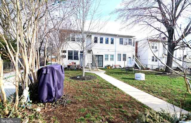 713 HAMLIN STREET NE photos photos