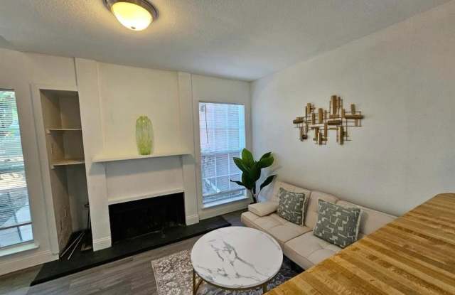 7152 Fair Oaks Avenue - 7152 Fair Oaks Avenue, Dallas, TX 75231