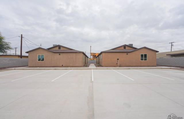 1921 S WALNUT AVE photos photos