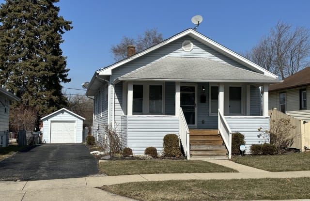 1516 Brookside Avenue - 1516 Brookside Avenue, Waukegan, IL 60085