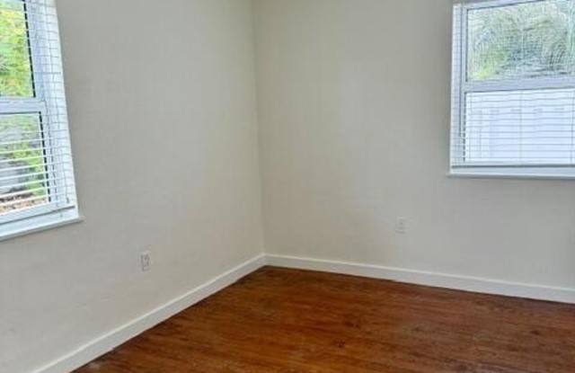 715 2nd Avenue S Gallery 3