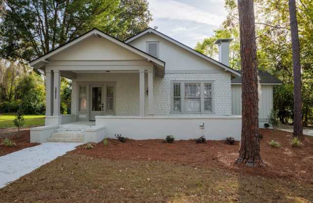 1611 N Patterson Street - 1611 North Patterson Street, Valdosta, GA 31602