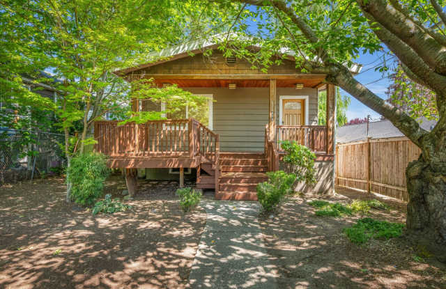 3bd/2ba Seattle Home photos photos