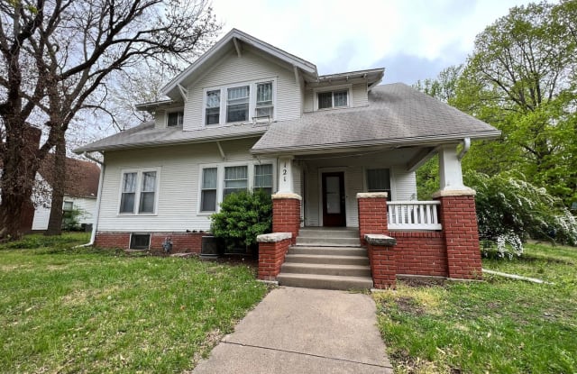 121 N. Martin Luther King Jr. Drive Main - 121 North 17th Street, Manhattan, KS 66502