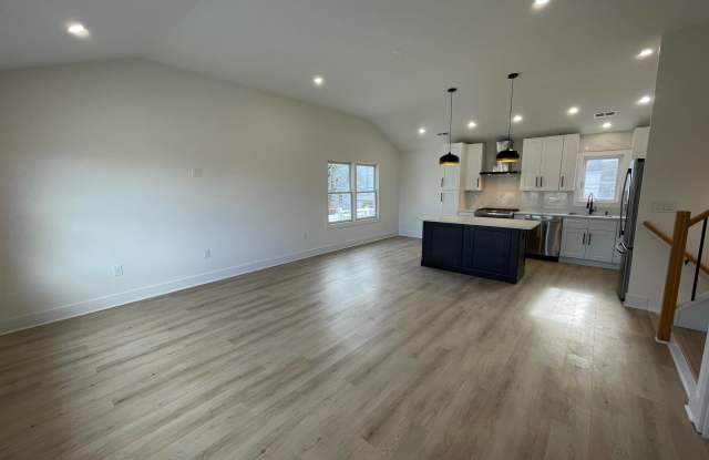 8 S Colmar Cir Gallery 3