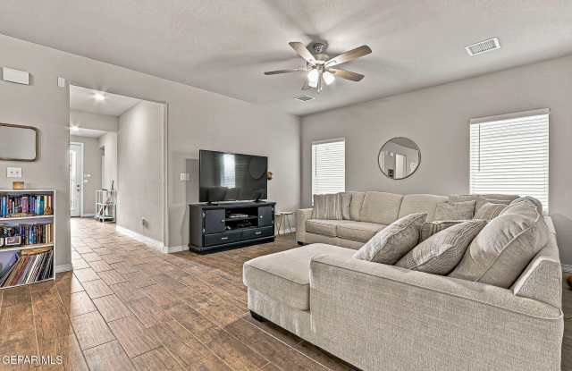 4076 Desert Nomad Drive Gallery 4