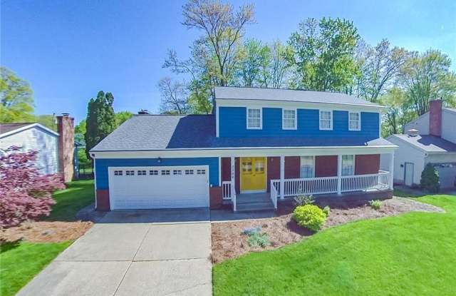 2366 Woodpark Road photos photos