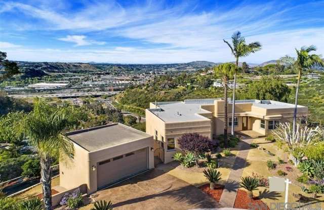 4388 Middlesex Dr - 4388 Middlesex Drive, San Diego, CA 92116