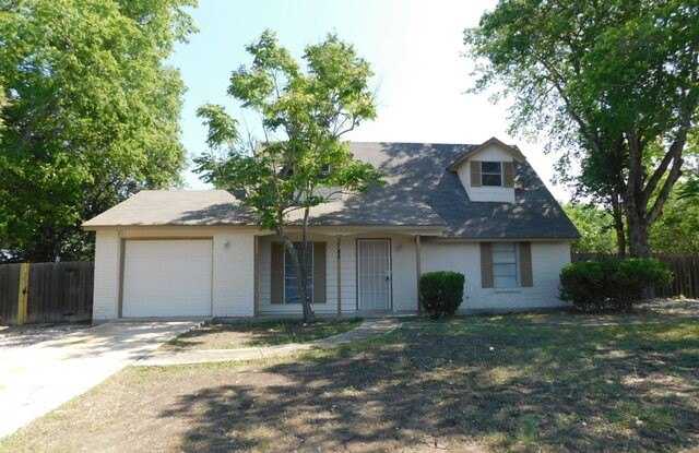 3745 Highcliff photos photos