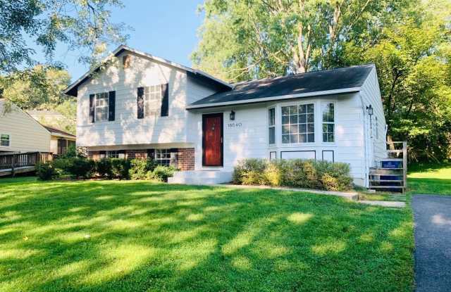 18640 BLUE VIOLET Lane Gallery 1