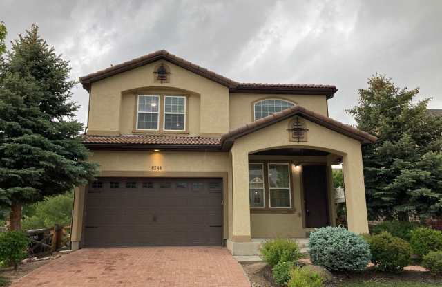 4 bedrooms and large loft in Banning Lewis with AC! photos photos