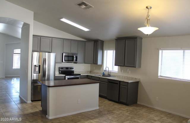 43410 W WILD HORSE Trail Gallery 3