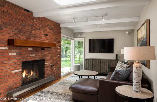 1340 Mountain View Drive photos photos