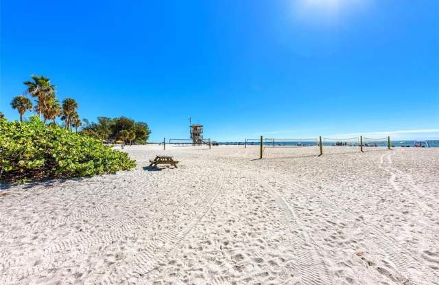 2728 71ST STREET COURT W Gallery 3