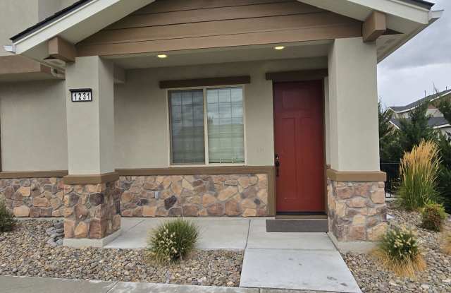 1231 Montevideo Cir Gallery 1