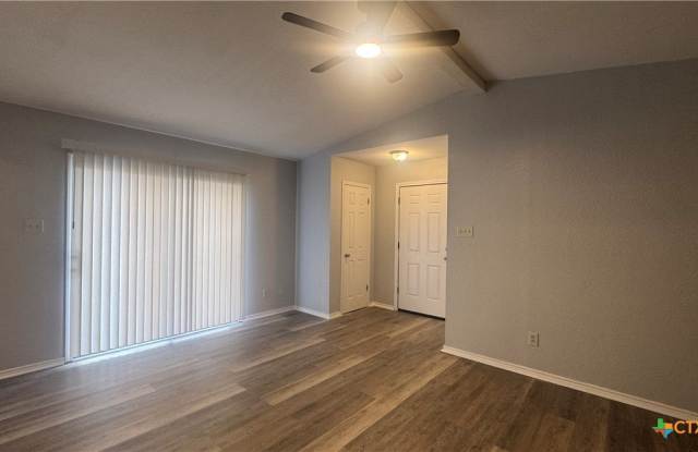 1701 Windward Drive Gallery 1