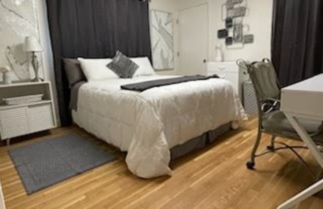 5899 S. Broadway - 5899 South Broadway, Littleton, CO 80120