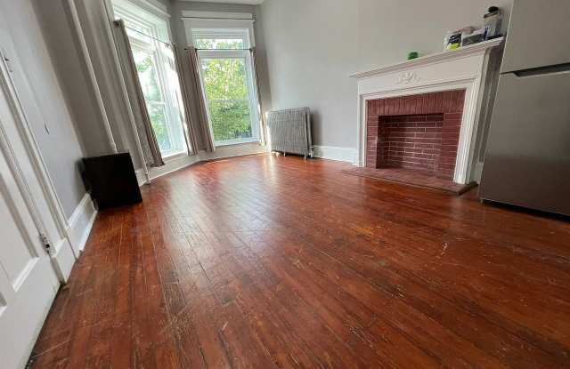 703 Newington Ave photos photos