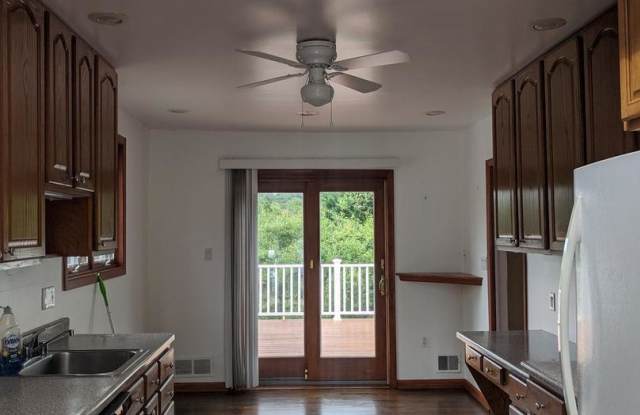 2949 TERRACE DRIVE Gallery 2