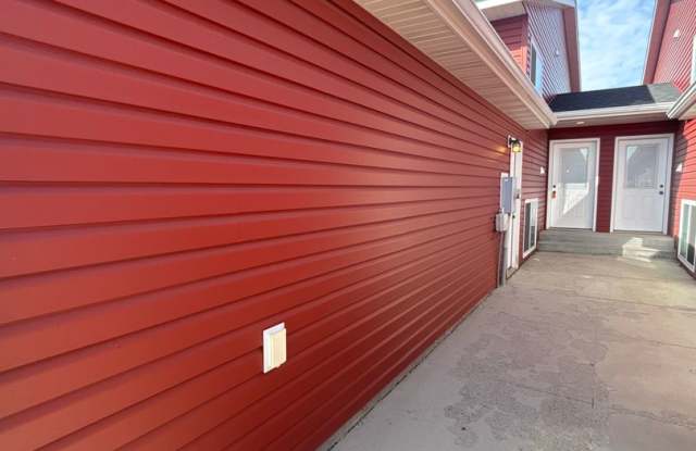 Spacious 3-Bedroom Townhome in West Fargo Gallery 3