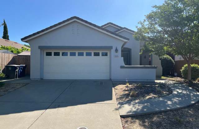 Gorgeous, Low Maintenace, Like new Home Close to Elementry School! photos photos