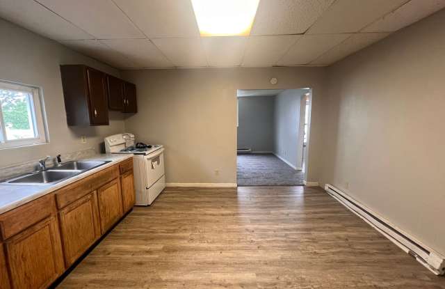 1005 Kilgore - 2 Bedrooms Home located in Downtown Muncie! Gallery 3
