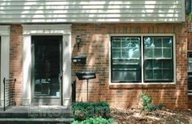 4657 Old Lantern Way photos photos