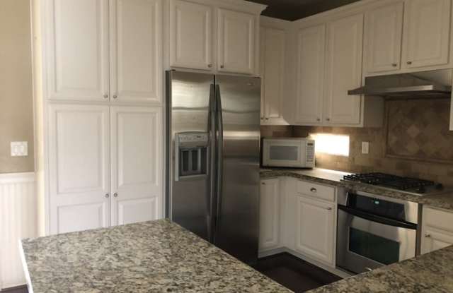 1087 West Dawn Drive Gallery 2