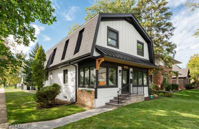 348 N Walnut Street - 348 Walnut Street, Elmhurst, IL 60126