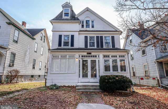 4215 CONNECTICUT AVE photos photos