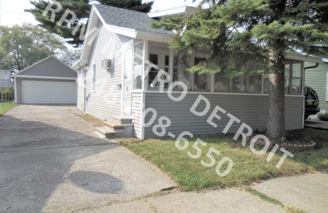 28073 Maple St - 28073 Maple Street, Roseville, MI 48066