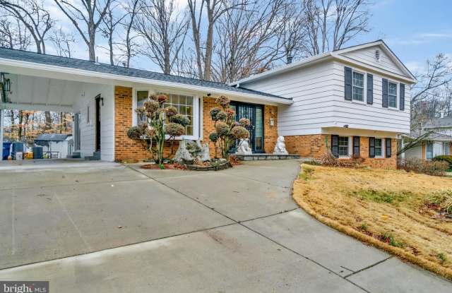 4818 PONDEROSA DRIVE - 4818 Ponderosa Drive, Fairfax County, VA 22003