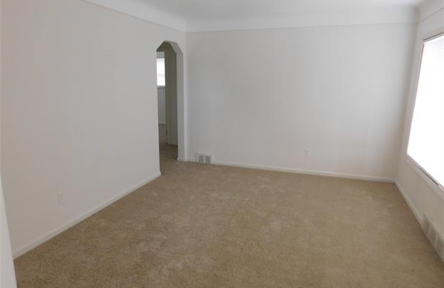 22918 MASONIC Boulevard Gallery 4