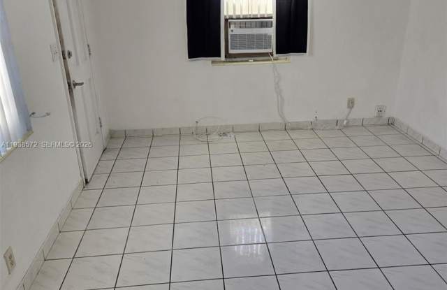 1708 Plunkett St - 1708 Plunkett Street, Hollywood, FL 33020